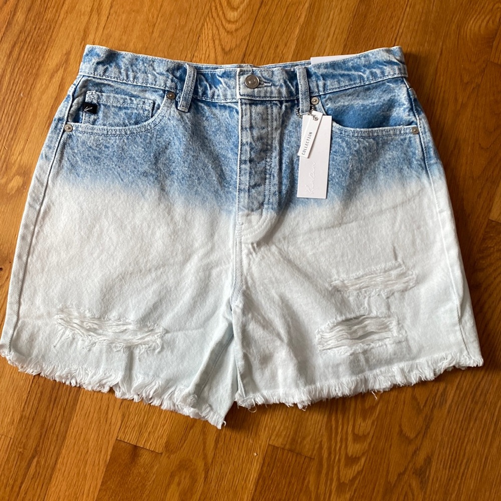 KanCan ultra high rise denim shorts. NWT